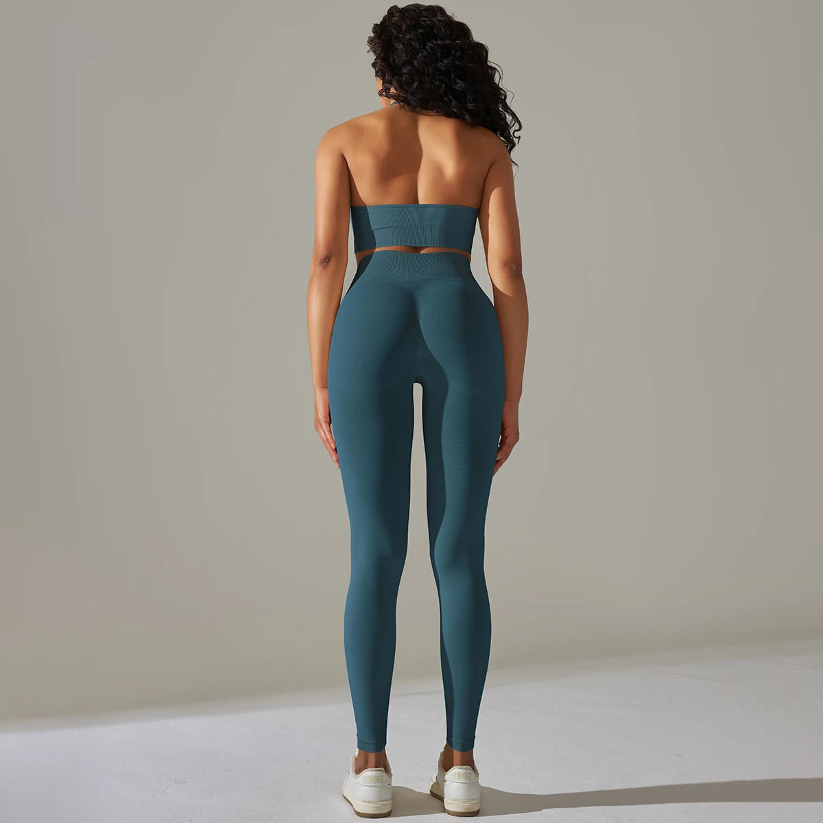 Seamless Halter Neck 2-Piece Yoga Set