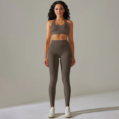 Seamless Halter Neck 2-Piece Yoga Set